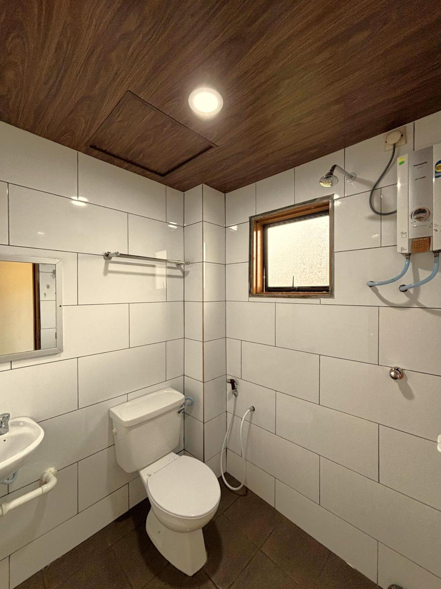 Cool Point Hotel ตานาห์ราตา ภายนอก รูปภาพ